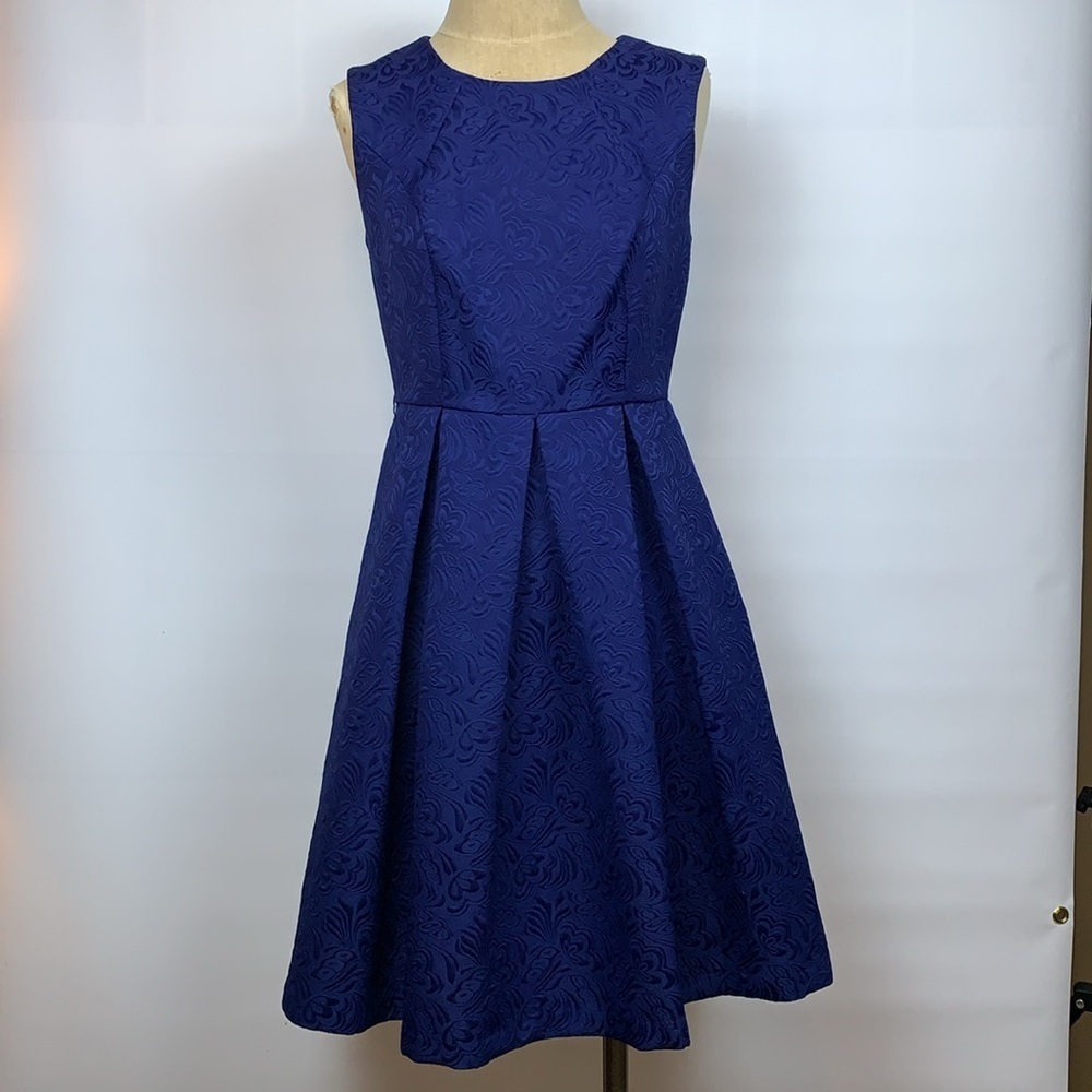 Liz Claiborne blue brocade sleeveless dress, size 6